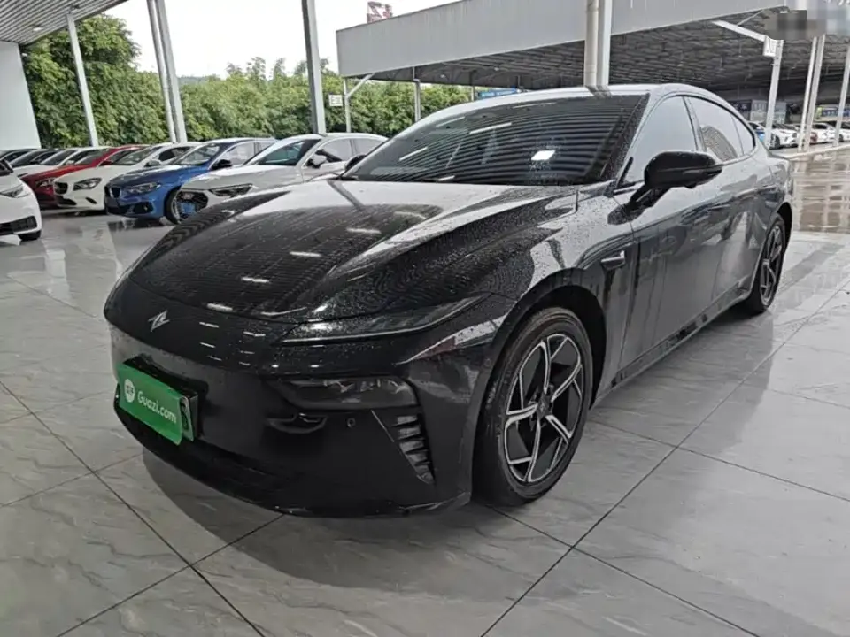 Dongfeng Yipai eπ007 Model EREV 230Pro Navigation Edition 2025
