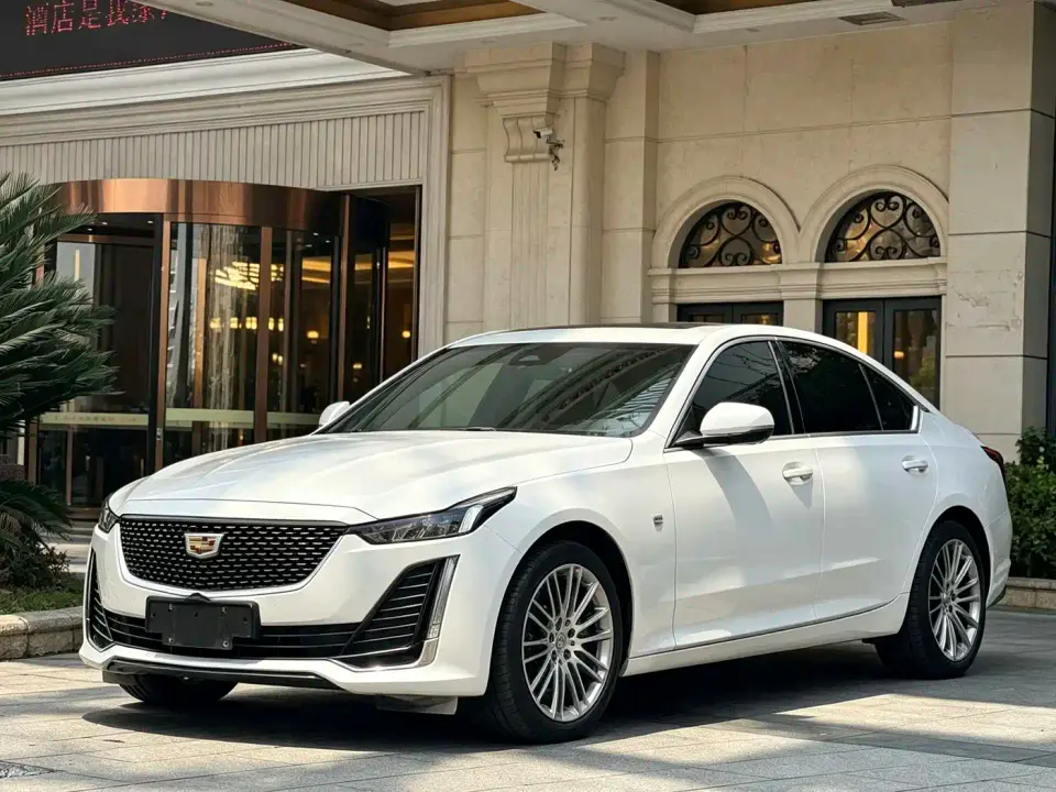 Cadillac CT5 28T Fashion Model 2020