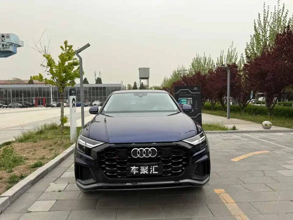 Audi Q8 55 TFSI Premium Dynamic 2020