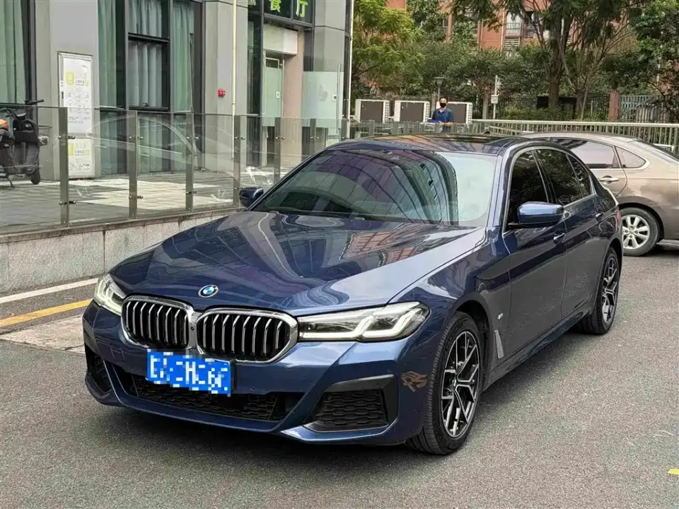 BMW 5 Series 525Li M Sport Package 2020