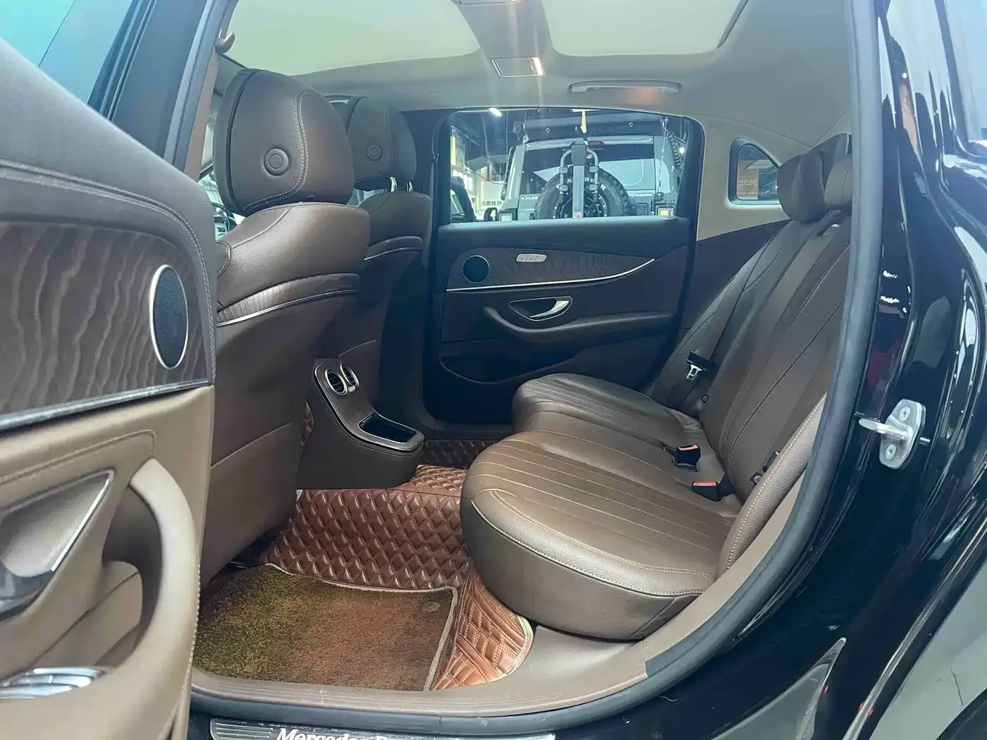 Mercedes-Benz E-Class E 300 L Fashion 2021 — фото 7