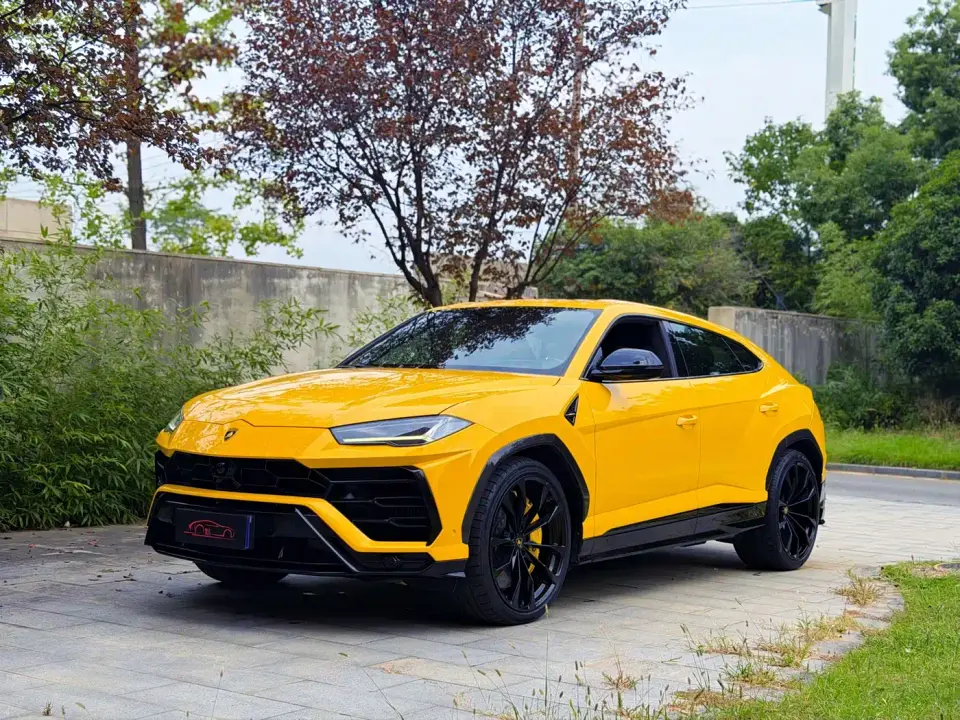 Lamborghini Urus 4.0T V8 2021