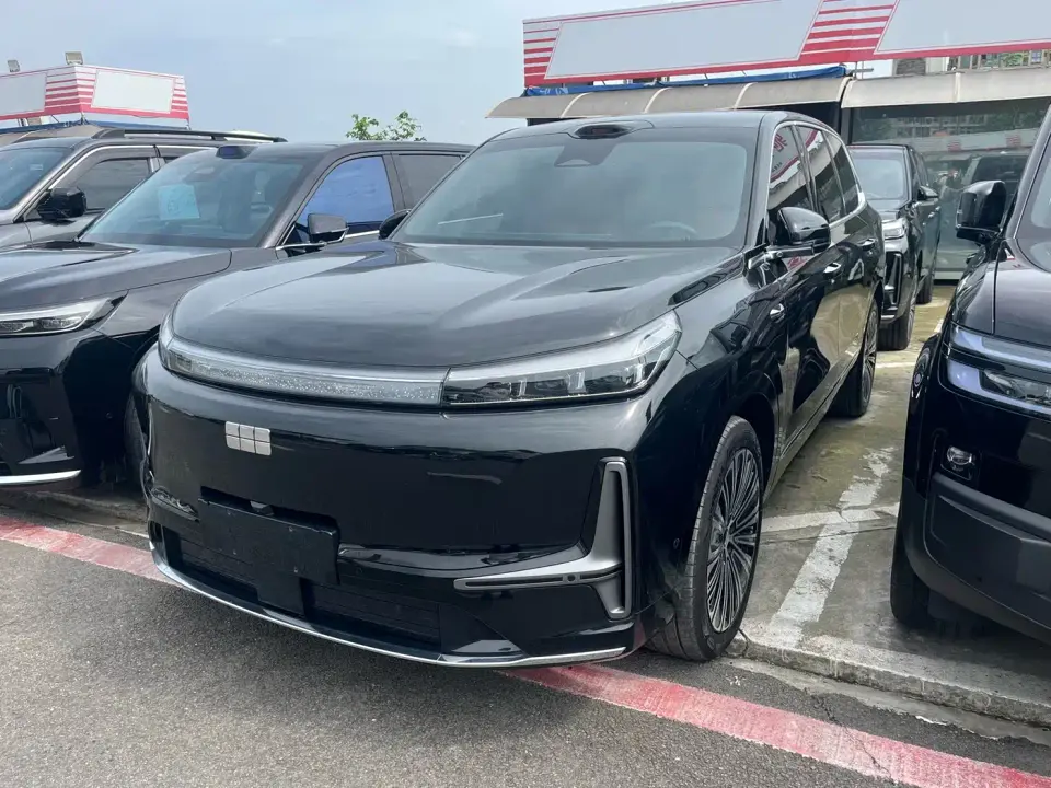 Geely Galaxy Galaxy M9 Base Model 2025
