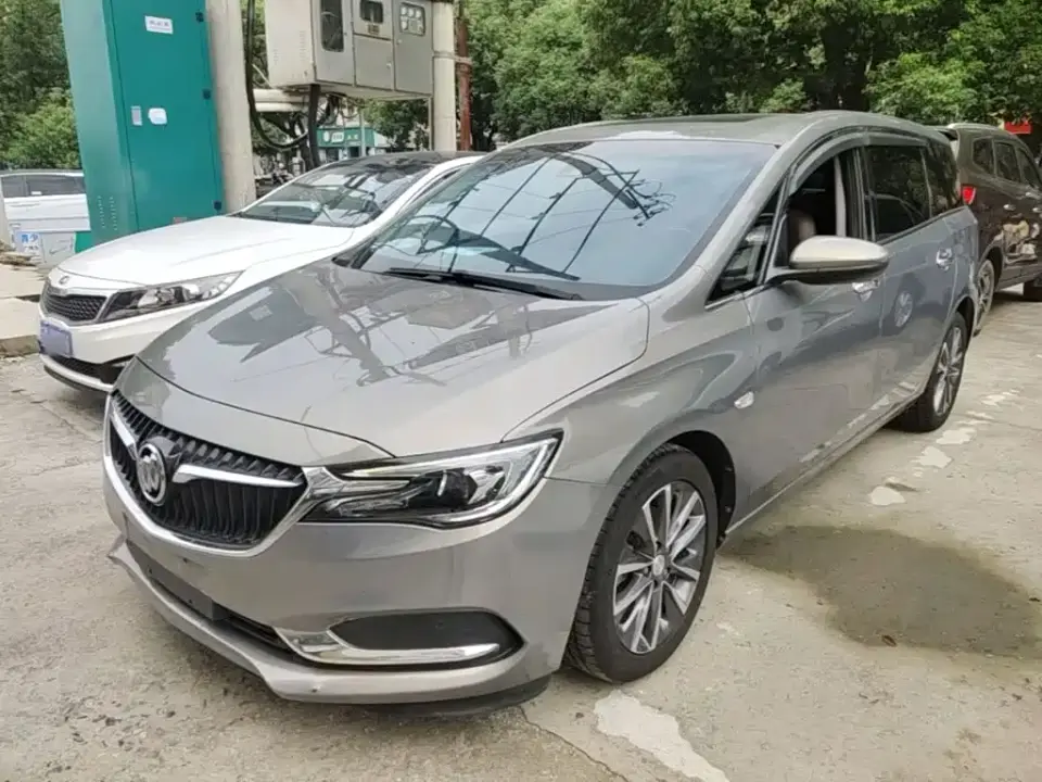 Buick GL6 18T 6-seat Connected Premium China VI 2019