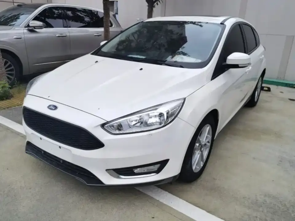 Ford Focus Hatchback EcoBoost 125 Manual Premium Trend 2019