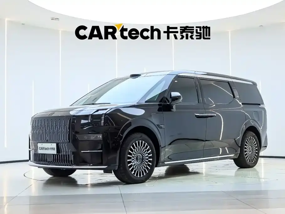 Zeekr 009 7-Seat Aisle AWD Version 108kWh 2025