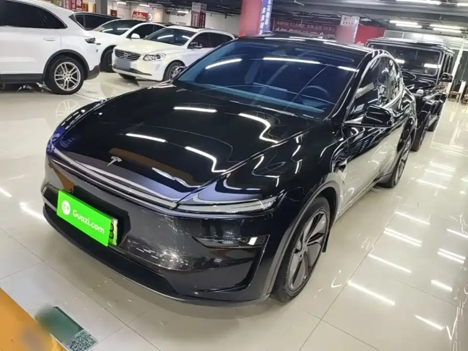 Tesla Model Y Facelift Long Range All-Wheel Drive 2025