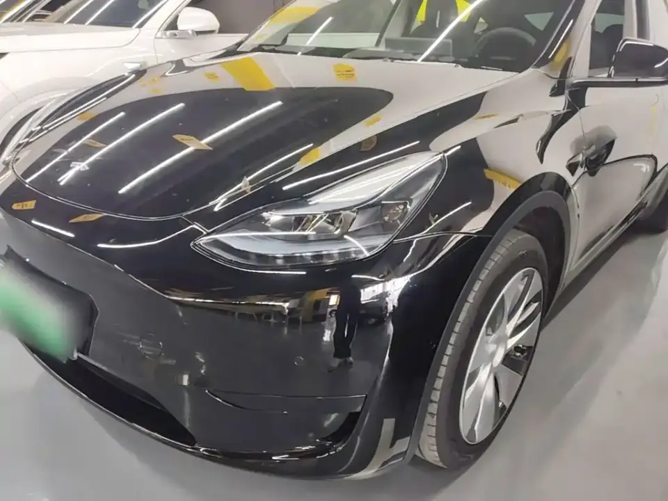 Tesla Model Y Facelift Rear-Wheel Drive Version 2023