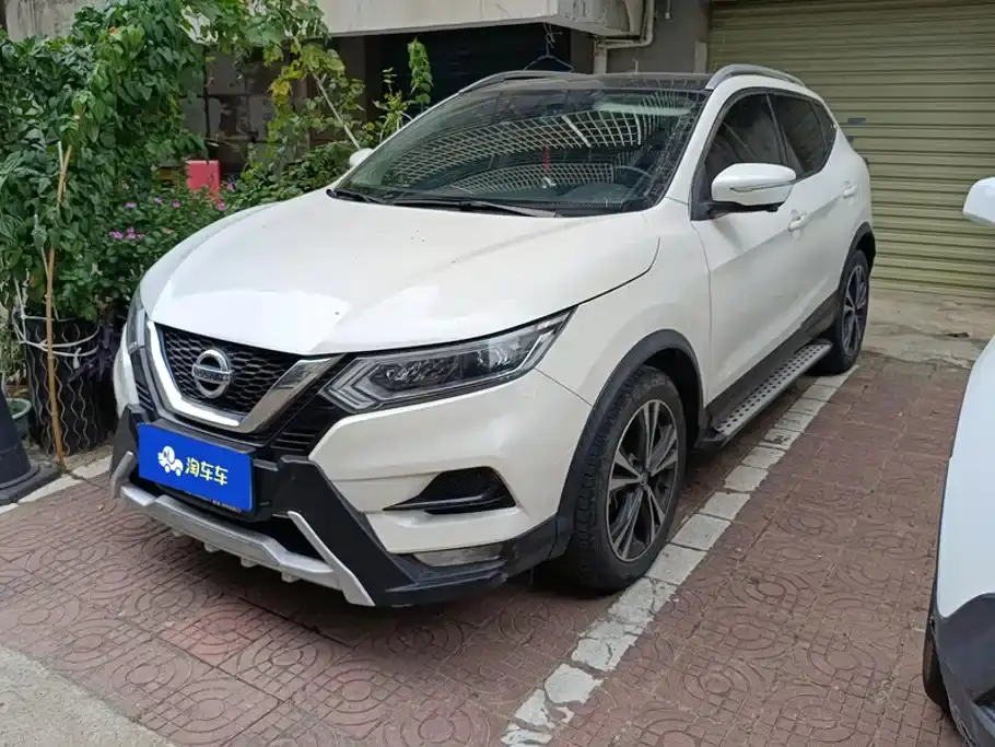 Nissan Qashqai 2.0L CVT Luxury Edition 2020