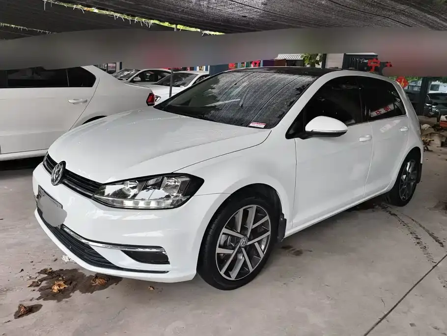 Volkswagen Golf Beloved Edition 200TSI DSG Comfort Progressive 2020