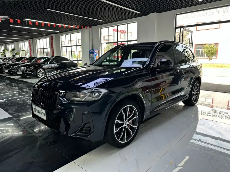 BMW X3 xDrive30i Leading M Night Package 2022