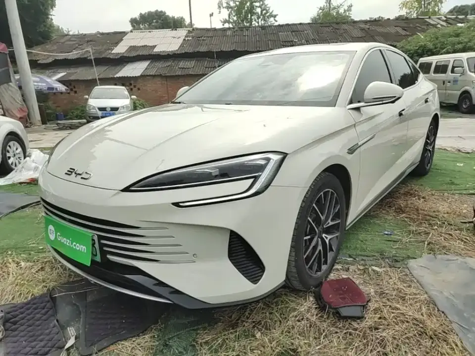 BYD Seal Glory Edition DM-i 1.5L 121km Luxury 2024