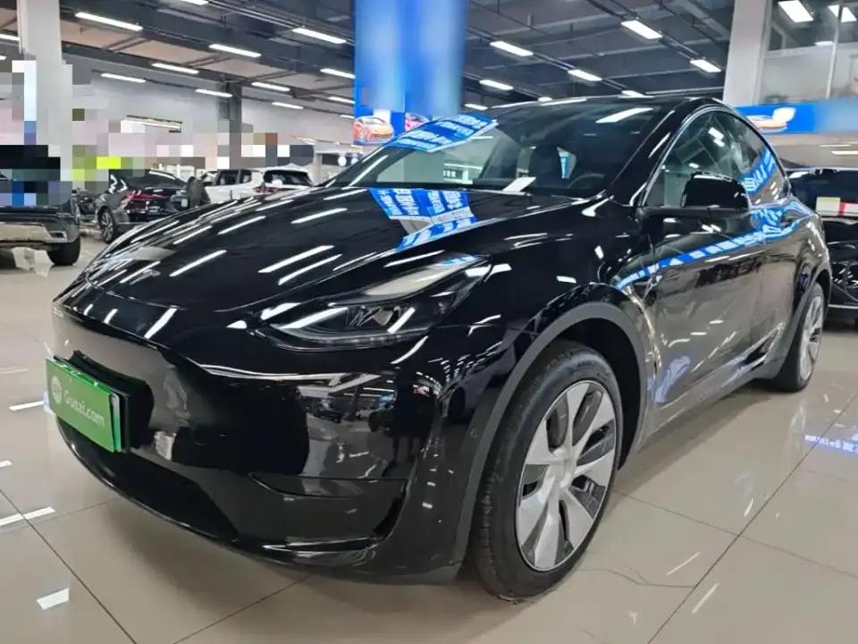 Tesla Model Y Facelift Rear-Wheel Drive Version 2023