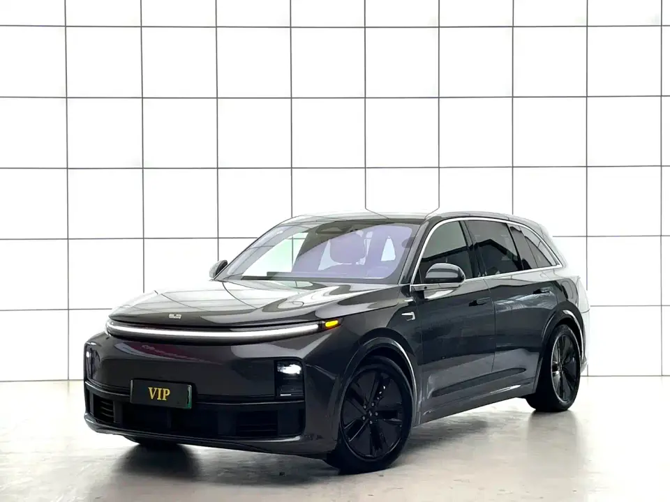 Li Auto L7 Pro 2025