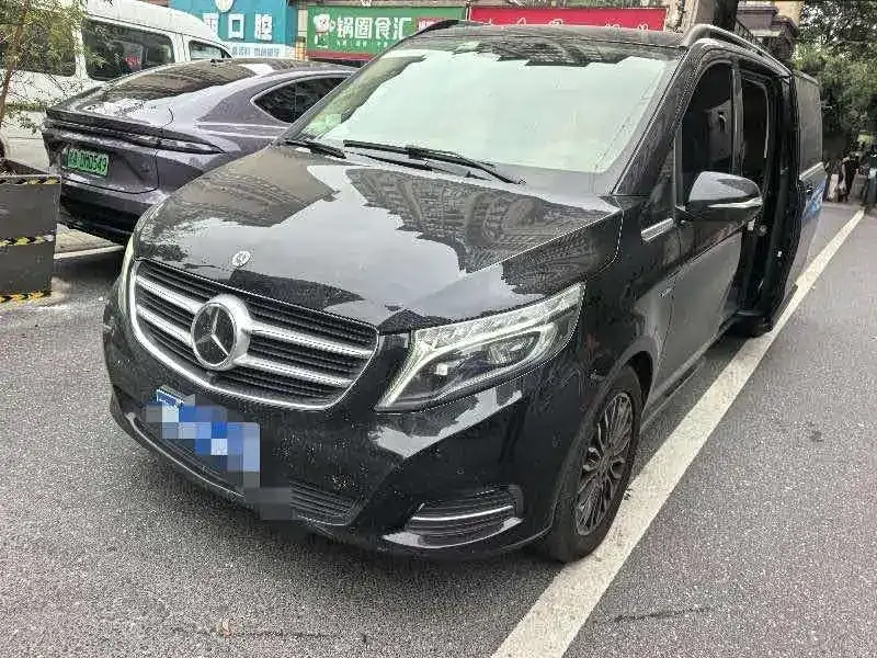 Mercedes-Benz V-Class V 260 L Premium Long Wheelbase Edition China VI 2019