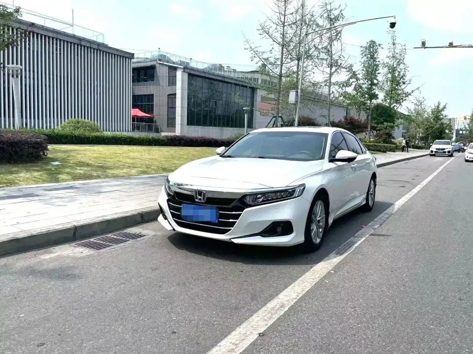 Honda Accord 260TURBO Luxury Edition 2023