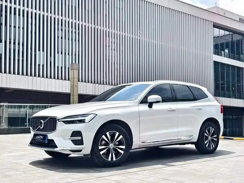 Volvo XC60 B5 AWD Zhiyi Luxury Edition 2024