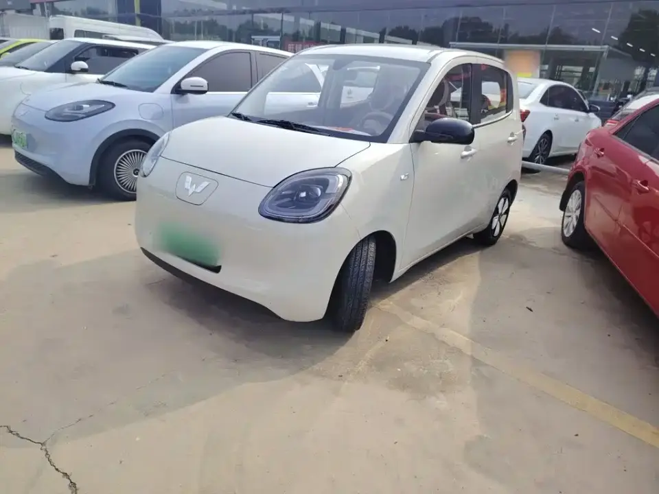 Wuling Motors Hongguang MINIEV 4-Door Advanced 2025