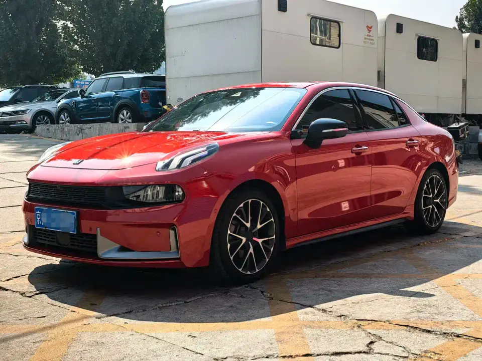 Lynk & Co 03 2.0TD Auto Power Pro Version 2020