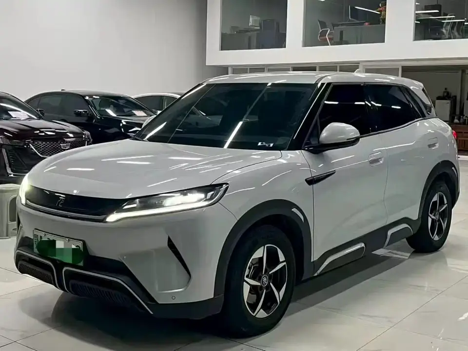 BYD Yuan UP 401KM Leading Edition 2024