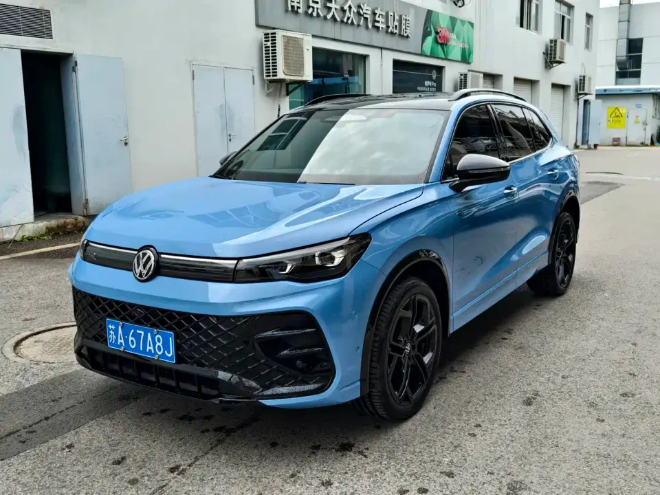 Volkswagen Tiguan L PRO 380TSI 4WD R-Line Smart Premium Edition 2025