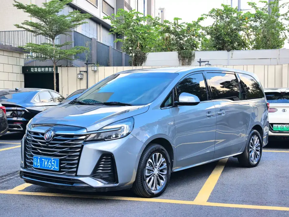 Buick GL8 Model Land Business Class Comfort 2023