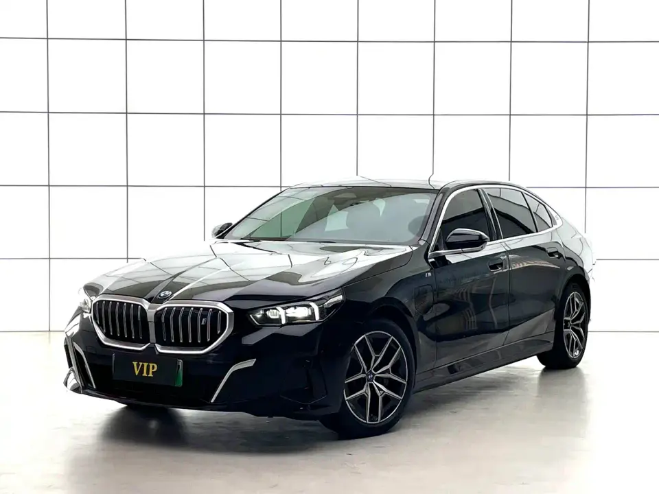 BMW i5 eDrive 35L Premium Model M Sport Package 2024