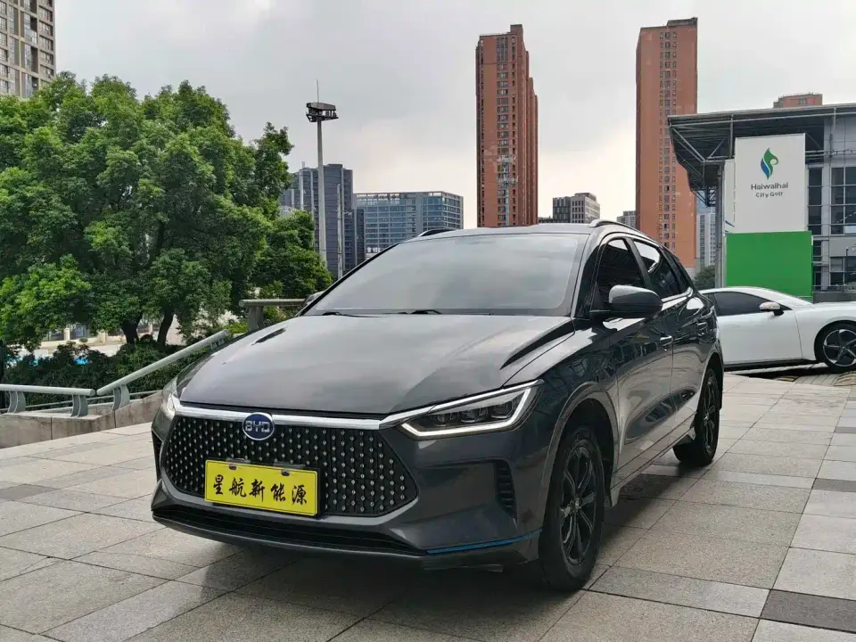 BYD e2 Upgraded Standard Range Comfort 2021