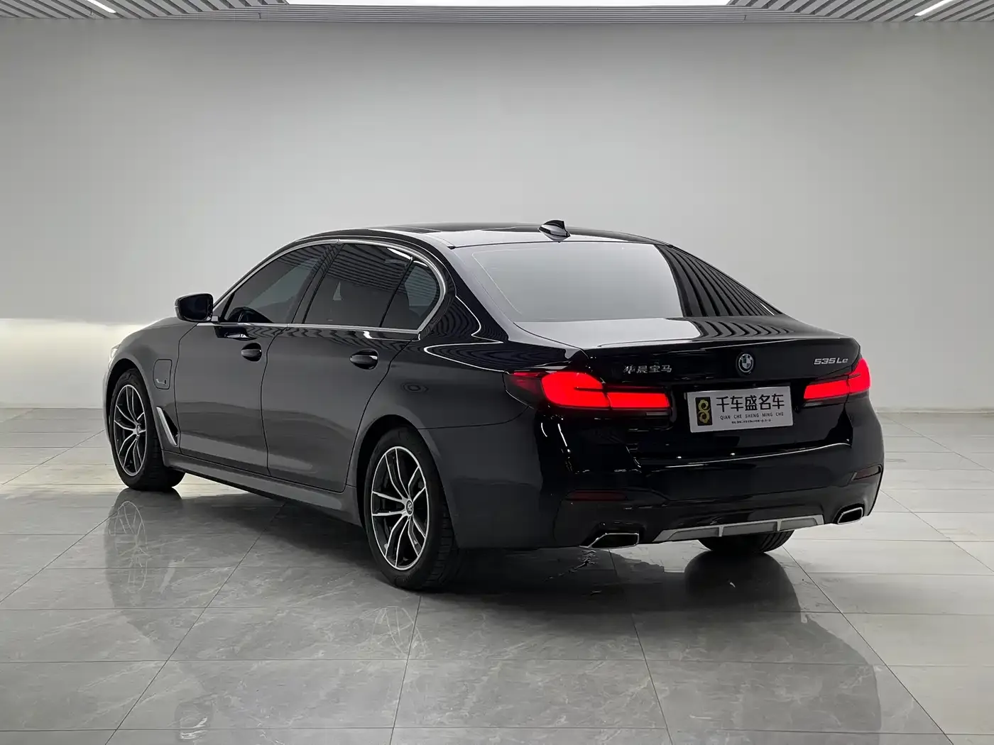 BMW 5 Series New Energy 535Le M Sport Package 2022 — фото 4