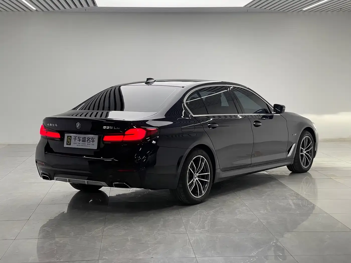 BMW 5 Series New Energy 535Le M Sport Package 2022 — фото 6