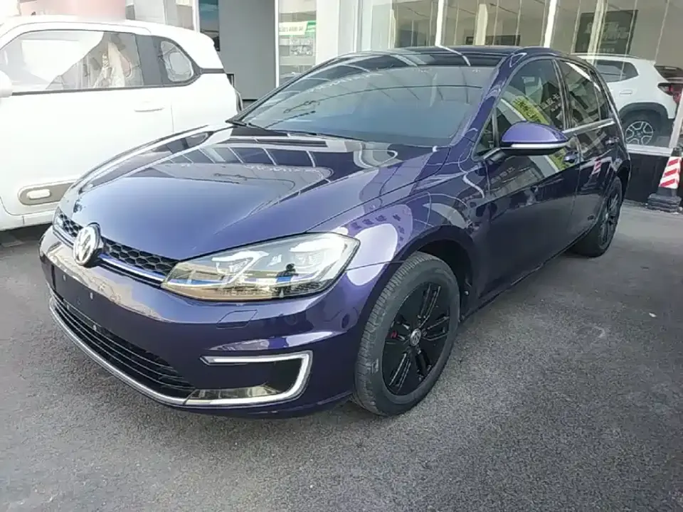 Volkswagen Golf Electric Chi 2020
