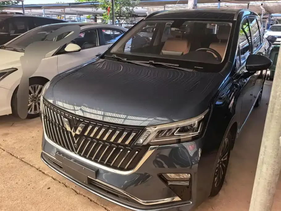 Wuling Motors Wuling Jiachen 1.5T CVT Exclusive Flagship Model 2022