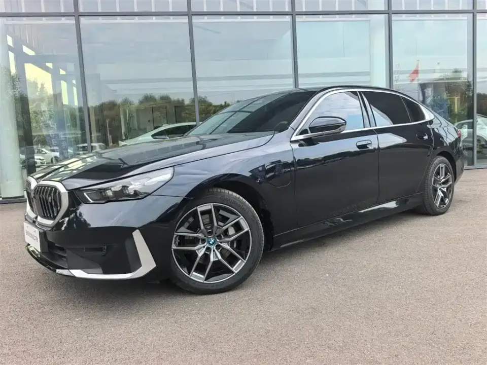 BMW i5 eDrive 35L Premium Luxury Package 2026