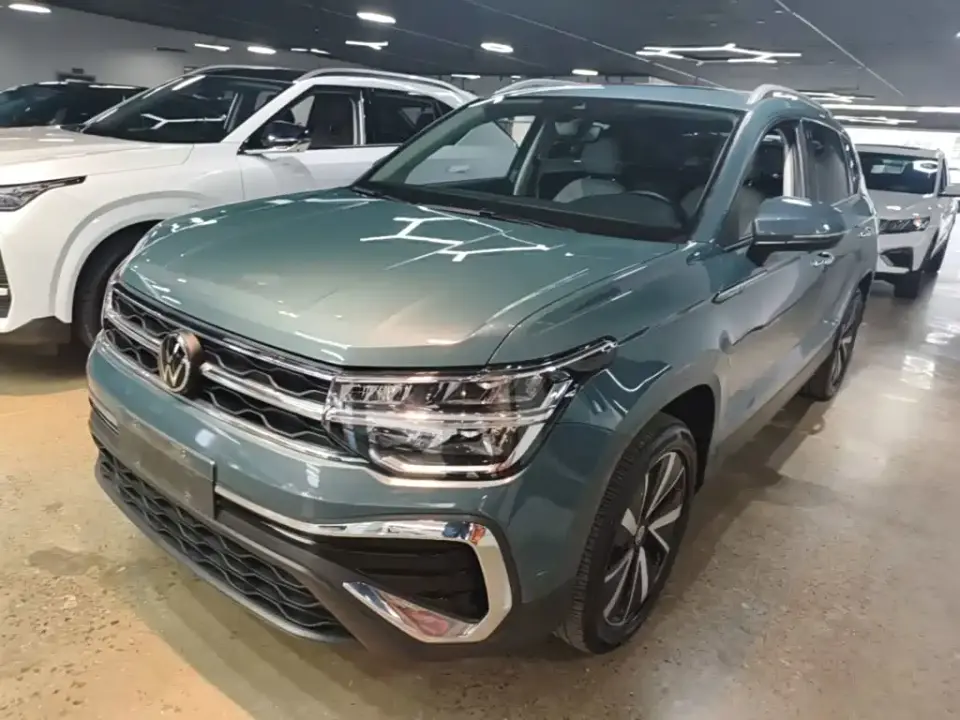 Volkswagen Tharu 300TSI 2WD Bright Moon Edition 2023