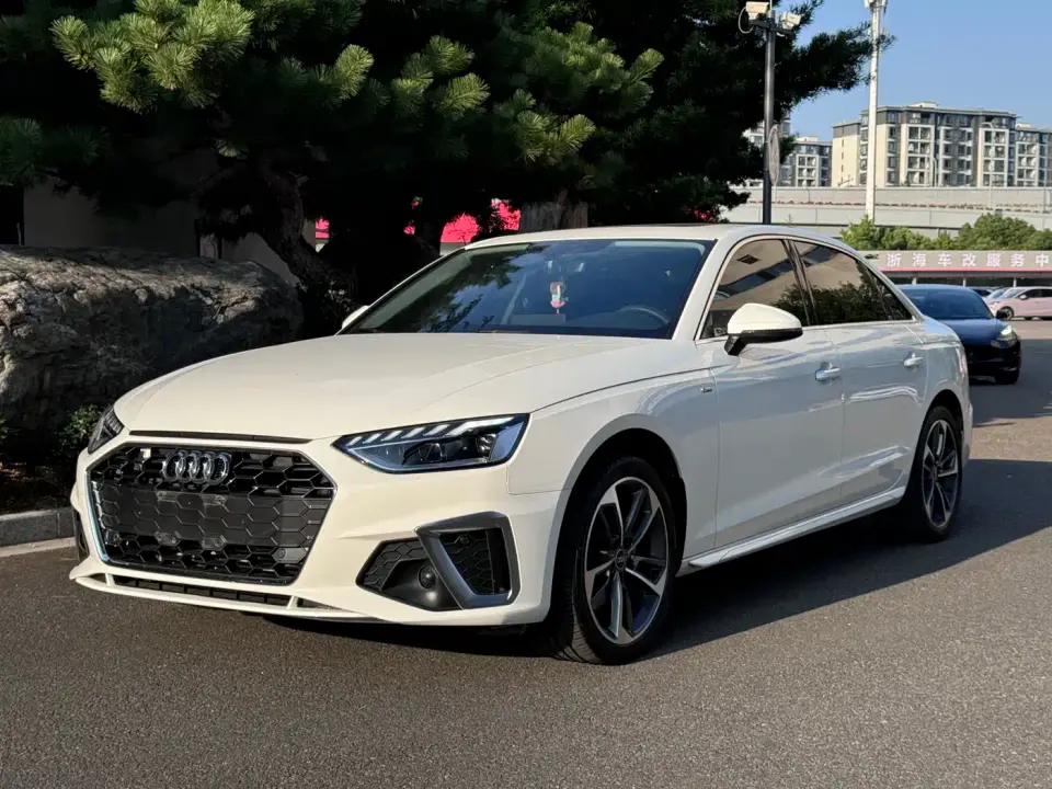 Audi A4L 40 TFSI Fashion Dynamic 2023