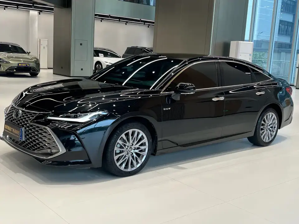 Toyota Avalon Model Hybrid 2.5L XLE Prestige Edition 2024