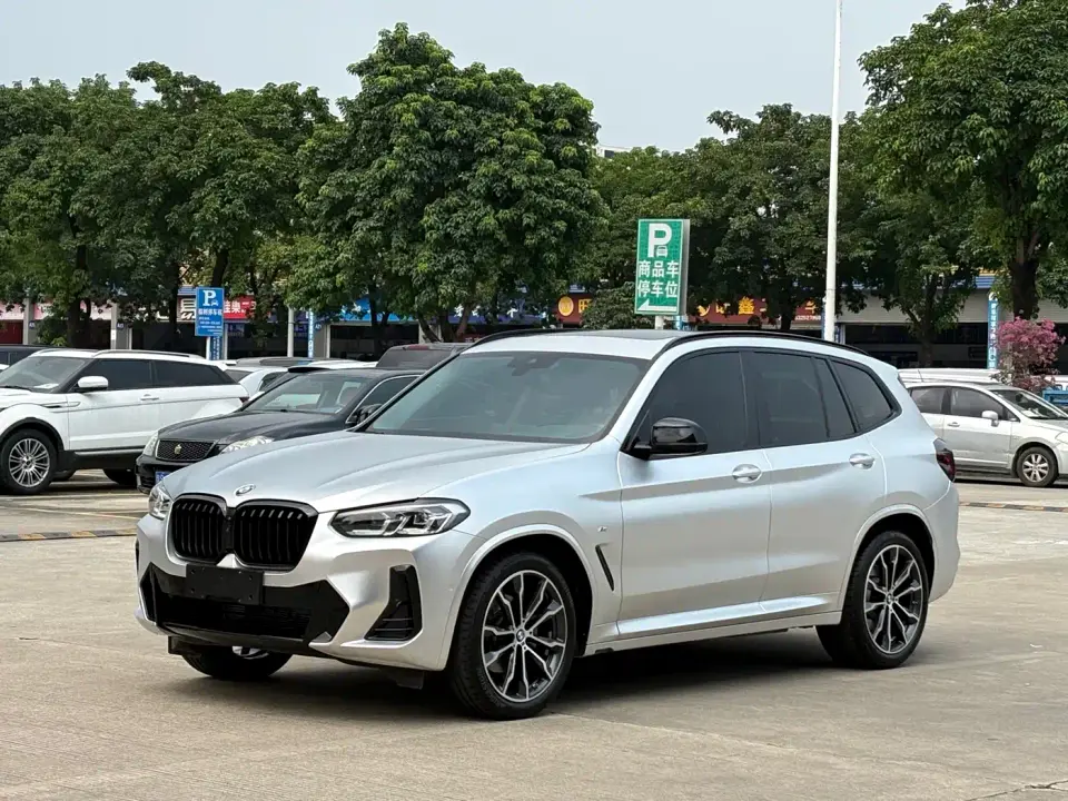 BMW X3 xDrive30i Leading M Night Package 2024