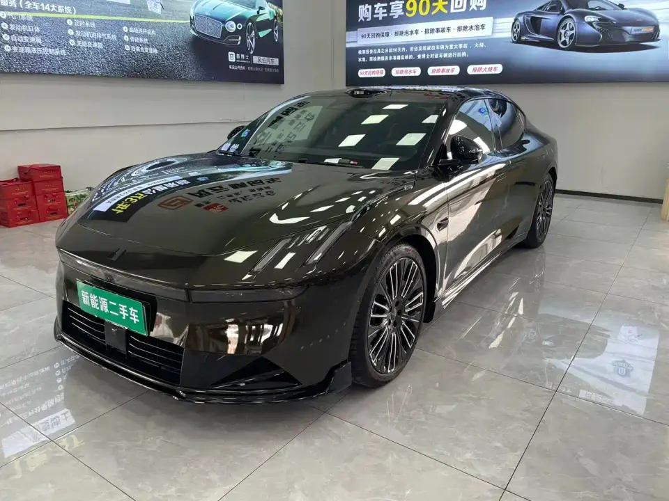 Lynk & Co 10 EM-P 240 AWD Ultra Sport Edition 2025