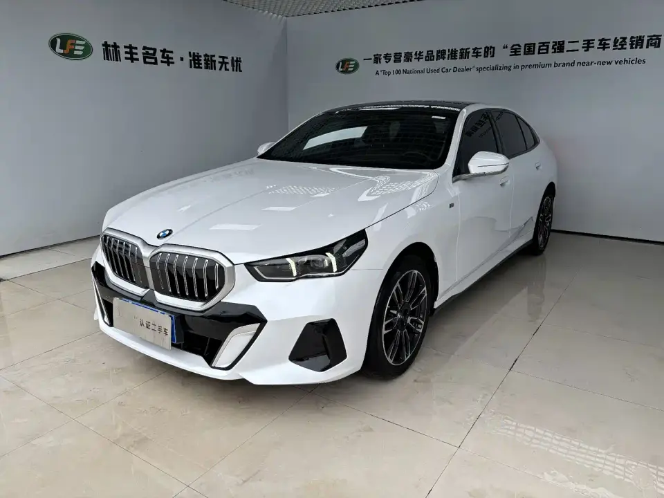 BMW 5 Series 525Li M Sport Package 2024