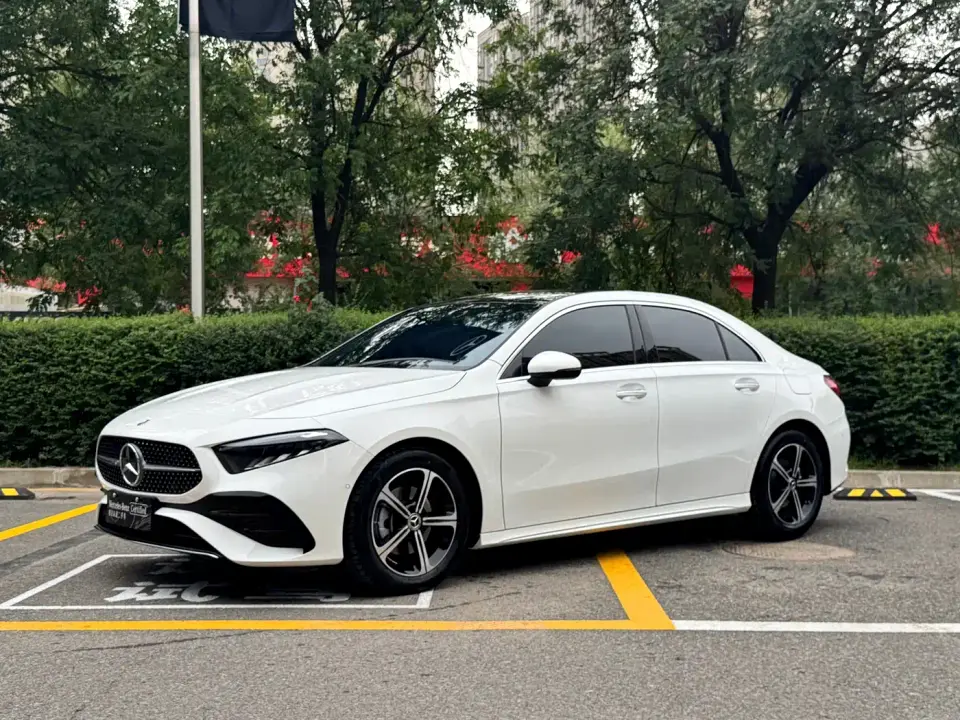Mercedes-Benz A-Class Facelift A 200 L Fashion Edition 2026