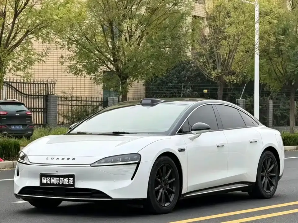 Zhijie S7 Max RWD Long Range Smart Drive 2024