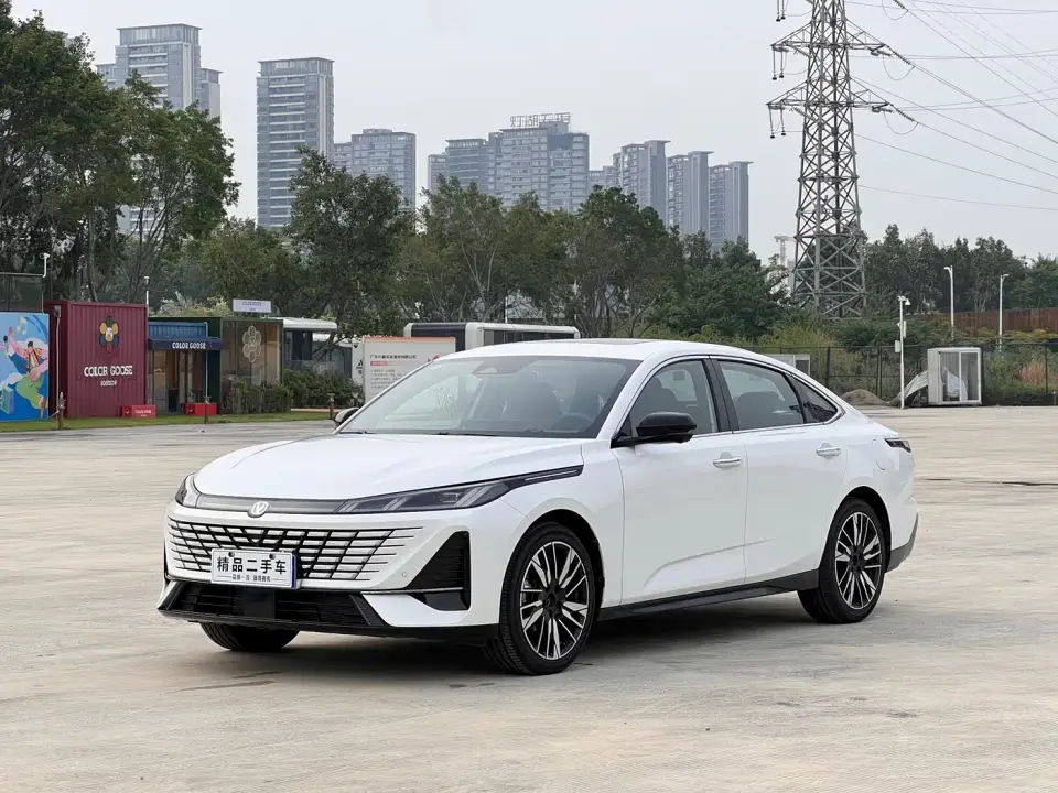 Changan Eado Model Year Facelift 1.5T 500Bar Premium Edition 2025