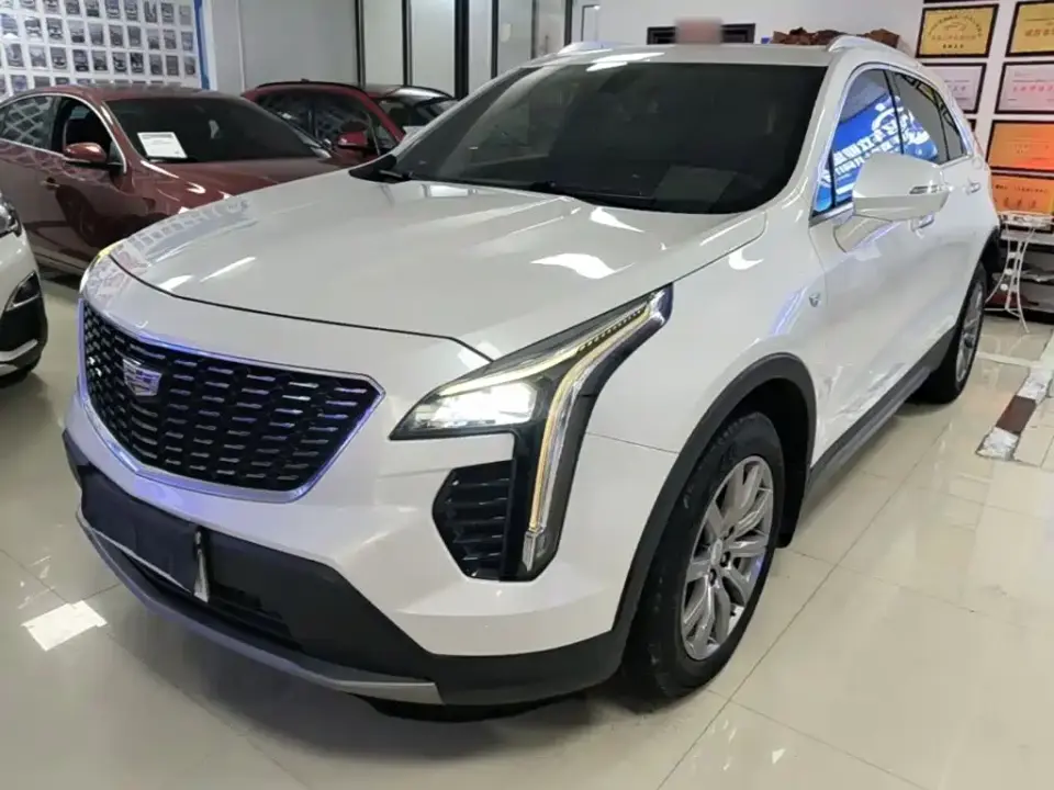 Cadillac XT4 28T FWD Leading Trim 2020