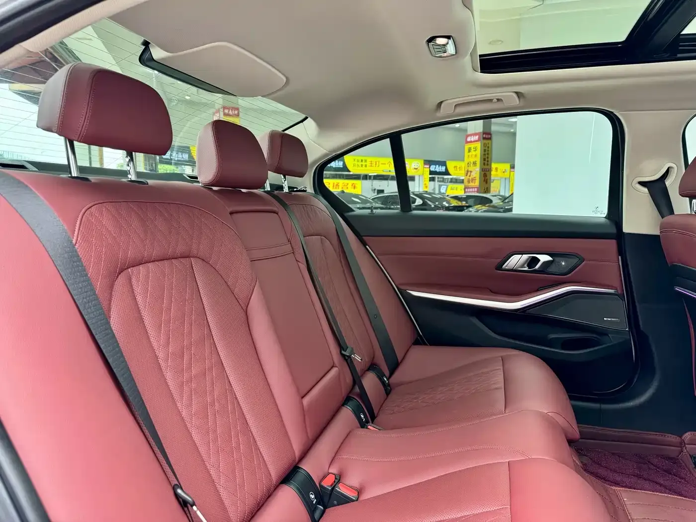 BMW 3 Series 325Li M Sport Shadow Edition 2022 — фото 12