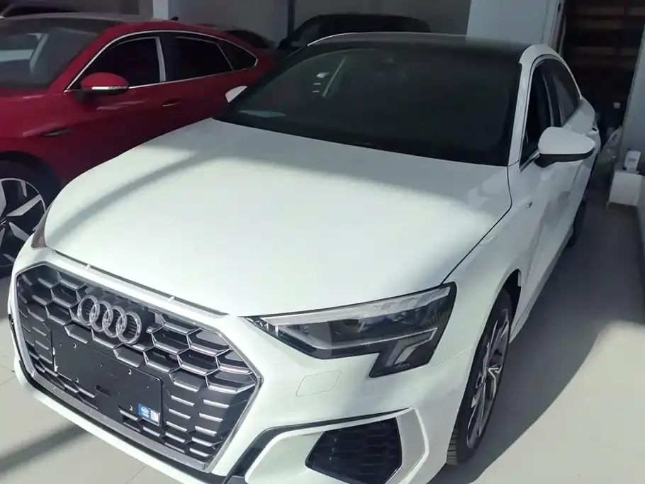 Audi A3 A3L Limousine 35 TFSI Luxury Sport 2023