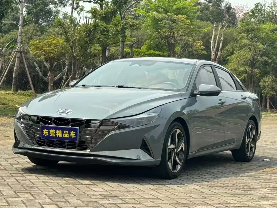 Hyundai Elantra 240TGDi DCT LUX Premium Edition 2021