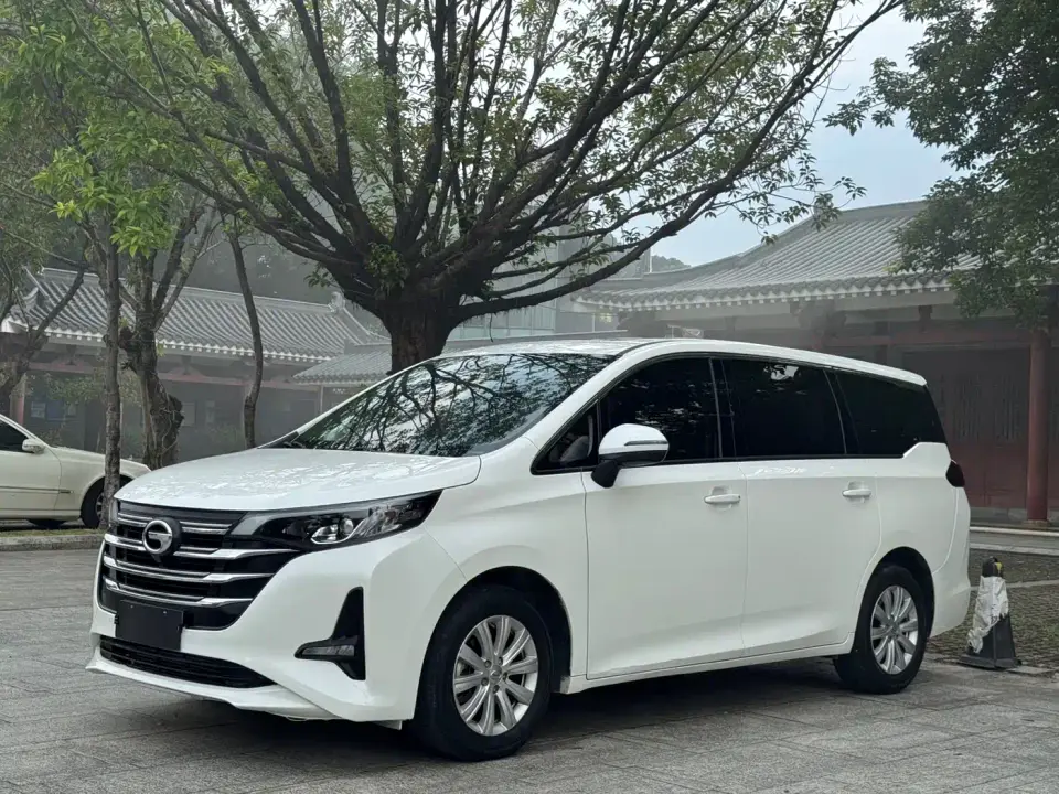 GAC Trumpchi M6 270T DCT Luxury Edition (7-Seater) 2021