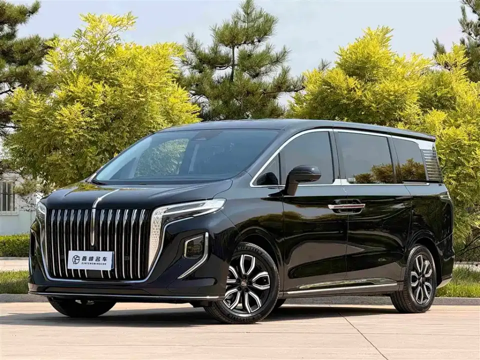 Hongqi HQ9 2.0T Smart Connect Flagship 2023
