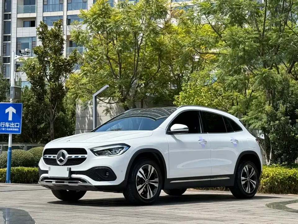 Mercedes-Benz GLA-Class GLA 200 2021