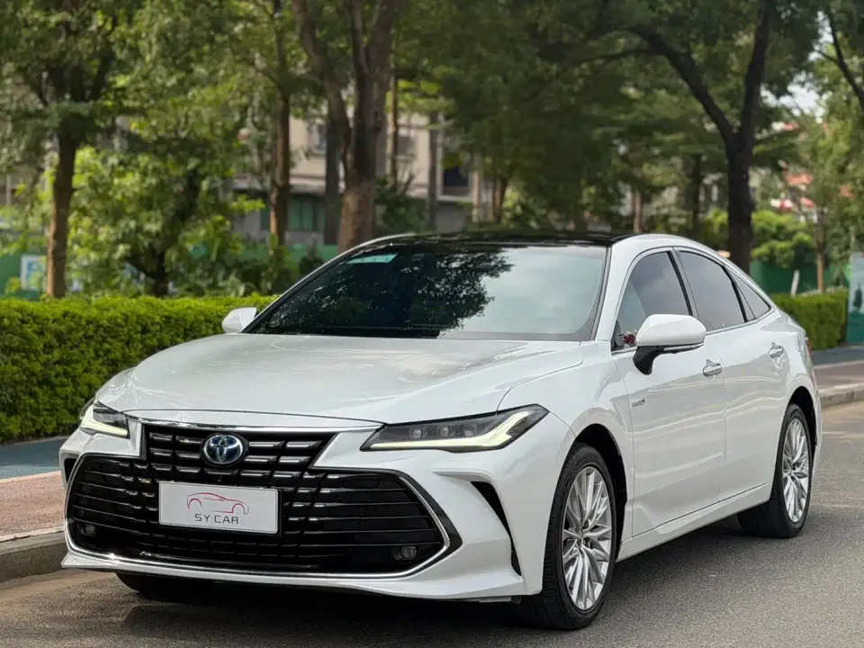 Toyota Avalon Hybrid 2.5L XLE Premium Edition 2024